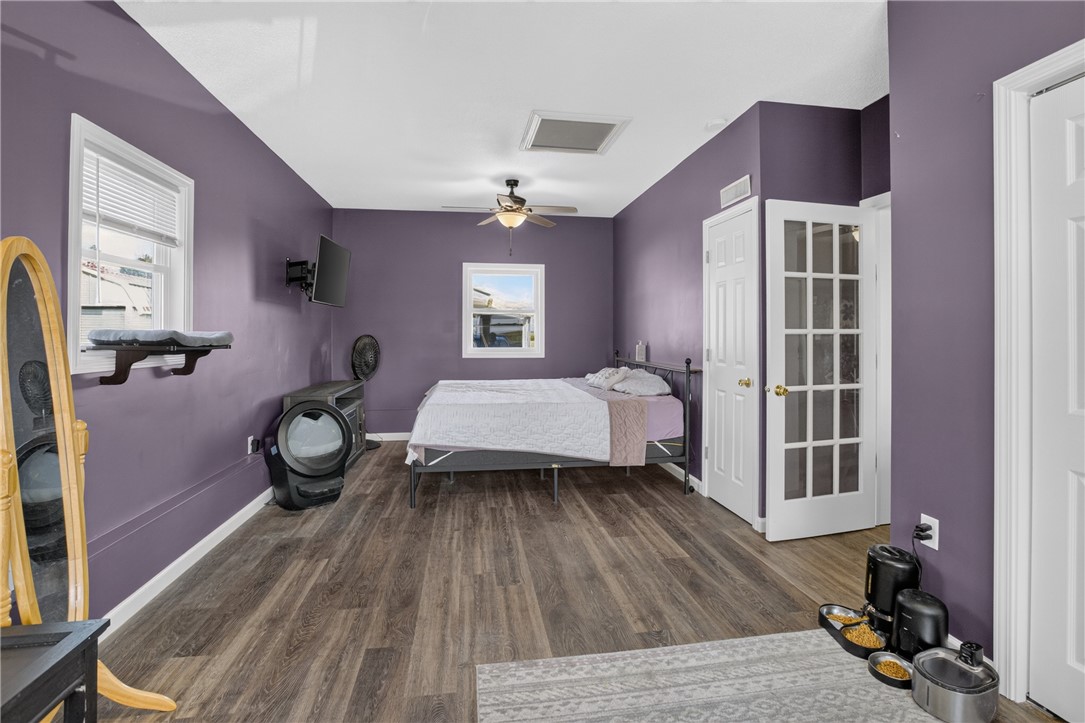 426 E Section Street Property Photo 12