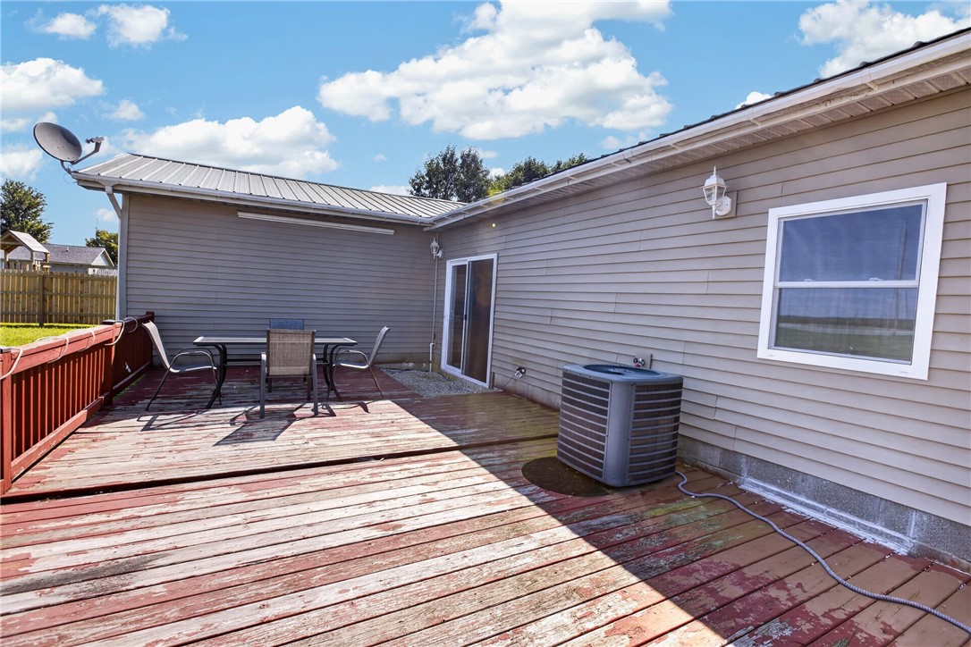 426 E Section Street Property Photo 32