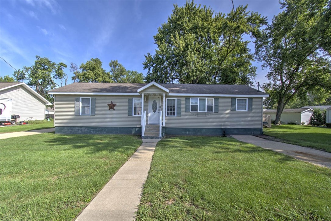217 E Seiberling Street Property Photo 1
