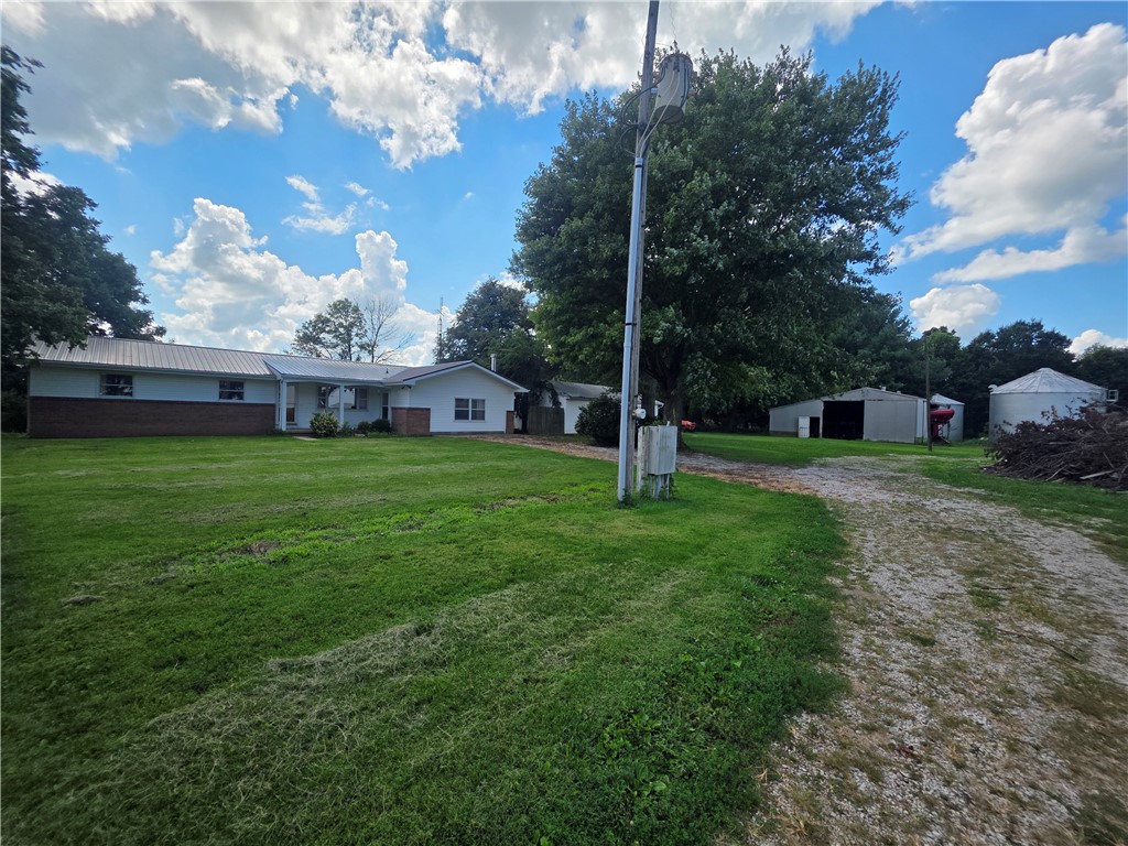 728 Cr 1675e Property Photo 1