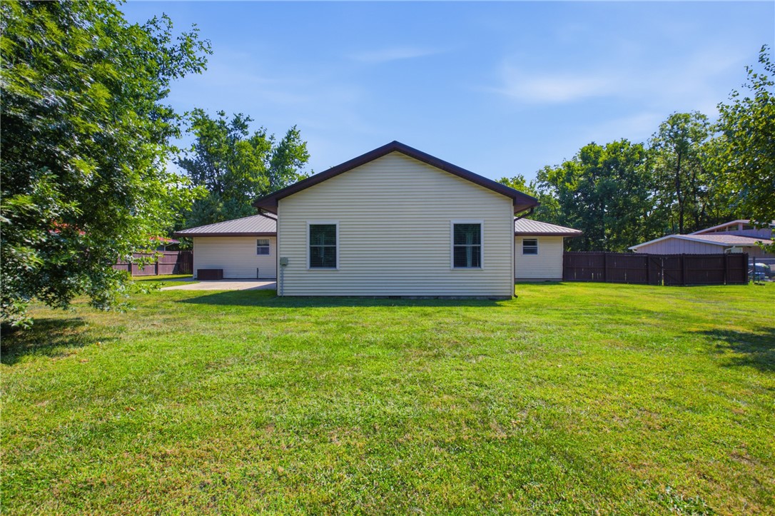 2106 Stoner Drive Property Photo 33