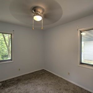 98 Phillips Drive Property Photo 10