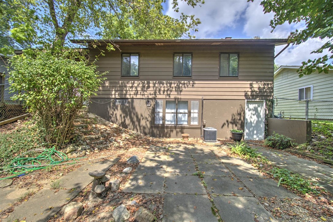 98 Phillips Drive Property Photo 16