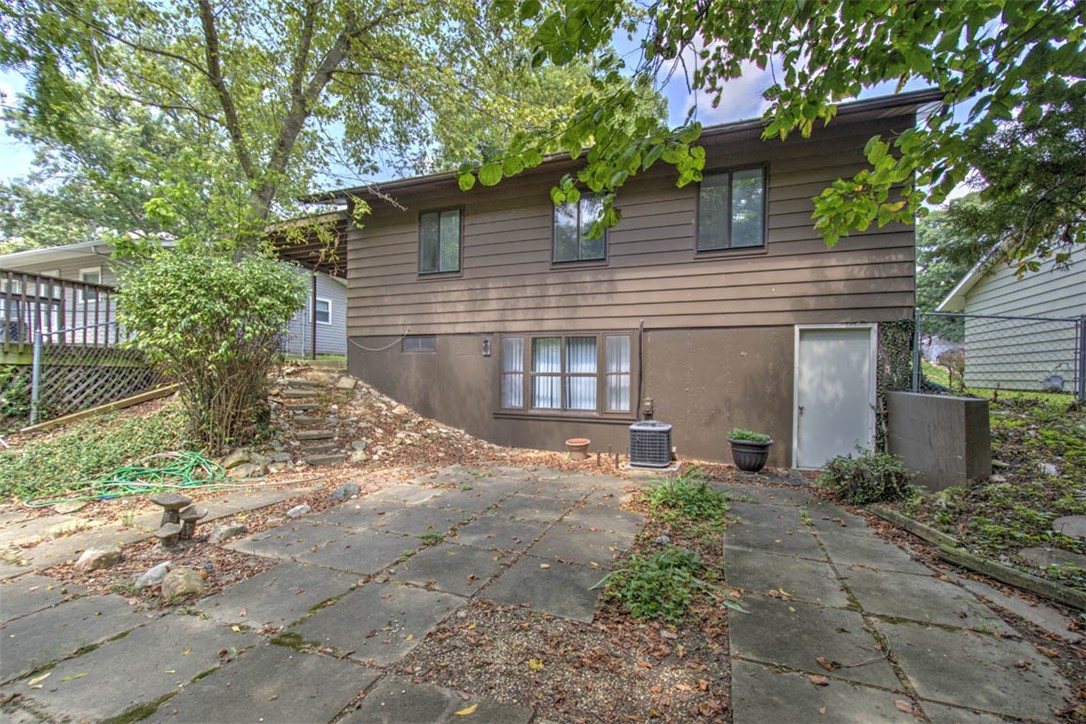 98 Phillips Drive Property Photo 17