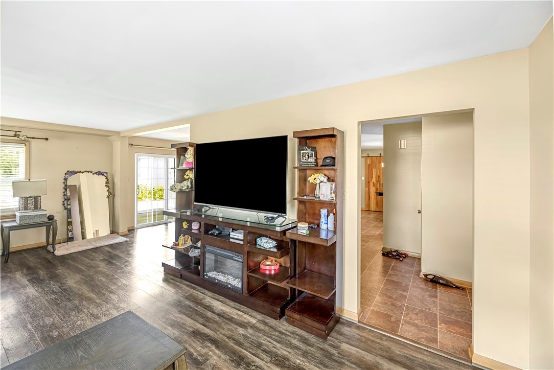 30 N Court Drive Property Photo 6