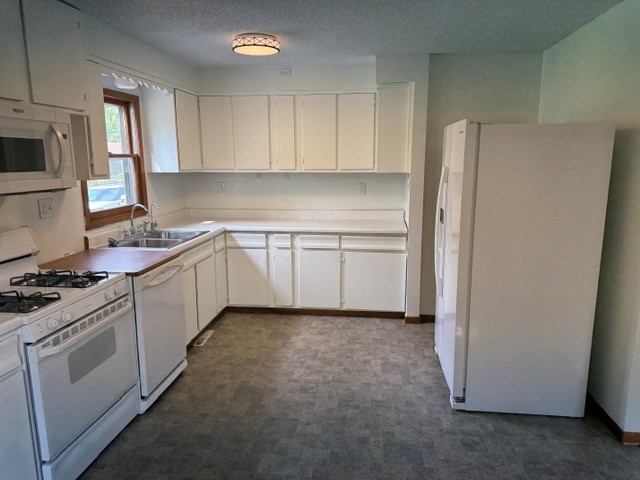 302 Adams Street Property Photo 6