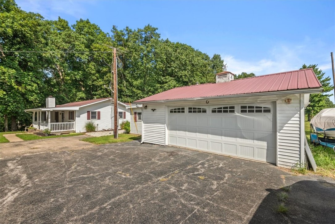 2137 E 1500 North Road Property Photo 4