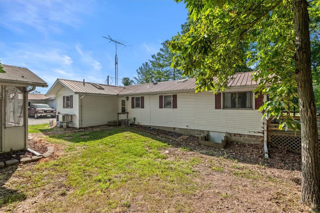 2137 E 1500 North Road Property Photo 27