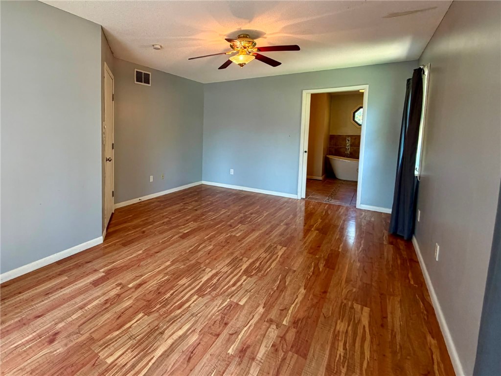 16106 Lynn Drive Property Photo 14