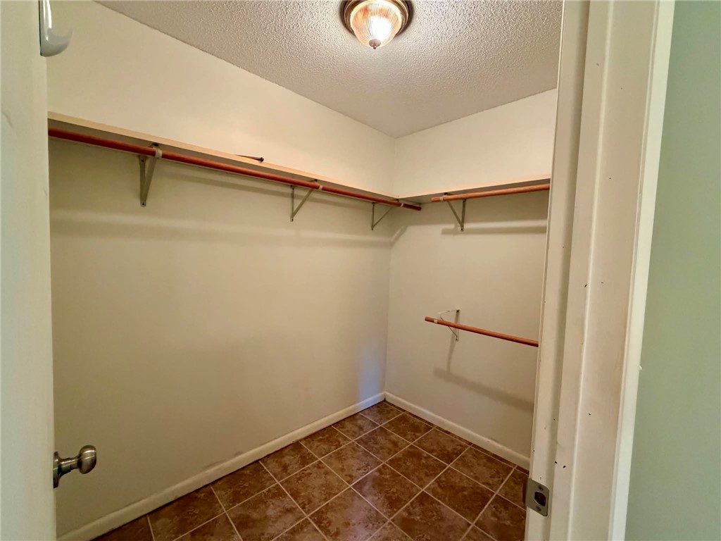 16106 Lynn Drive Property Photo 17