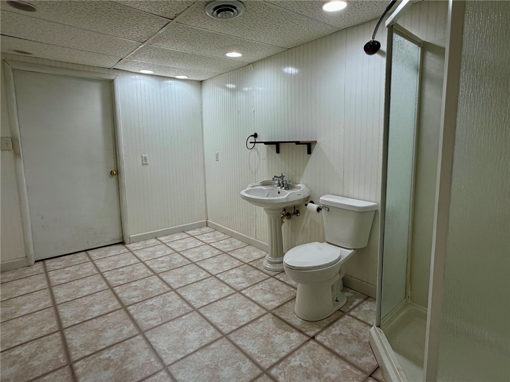 16106 Lynn Drive Property Photo 26