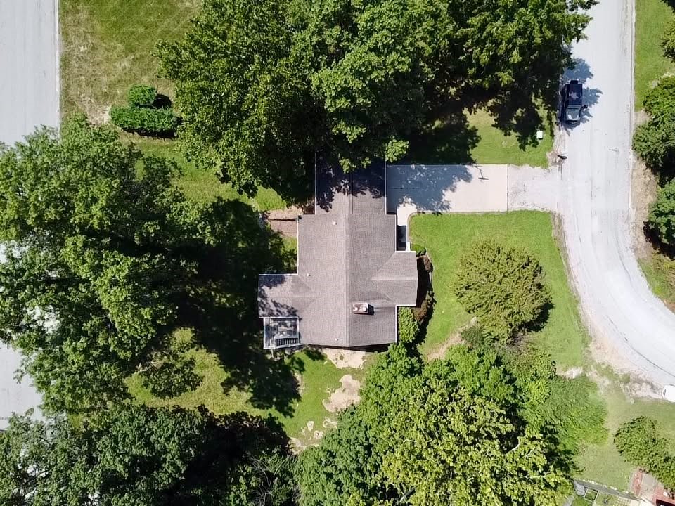 16106 Lynn Drive Property Photo 30