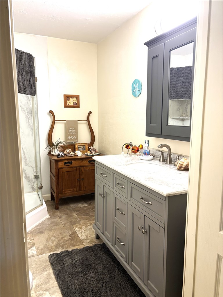 719 Kitchell Street Property Photo 13