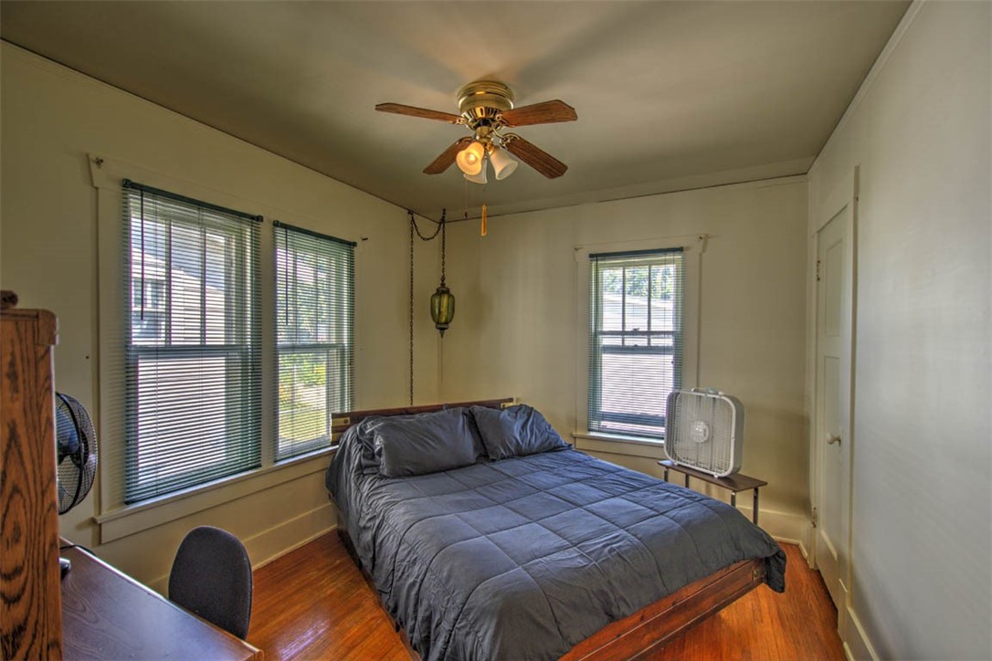 770 W Center Street Property Photo 15