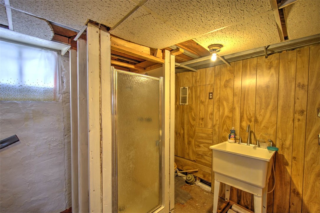 770 W Center Street Property Photo 23