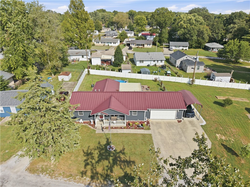 806 S Rosewood Street Property Photo 4