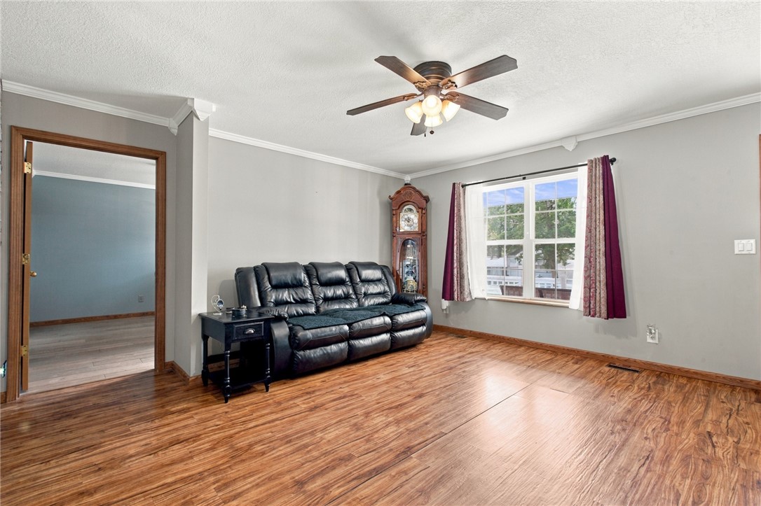 806 S Rosewood Street Property Photo 7