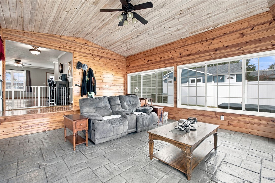 806 S Rosewood Street Property Photo 16