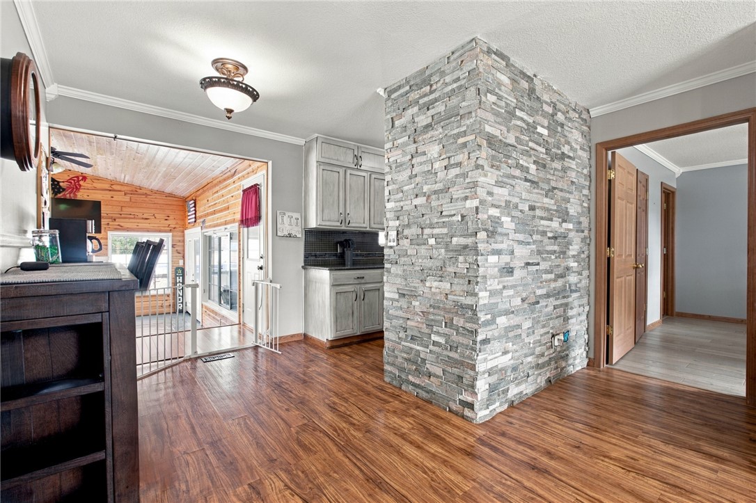 806 S Rosewood Street Property Photo 17