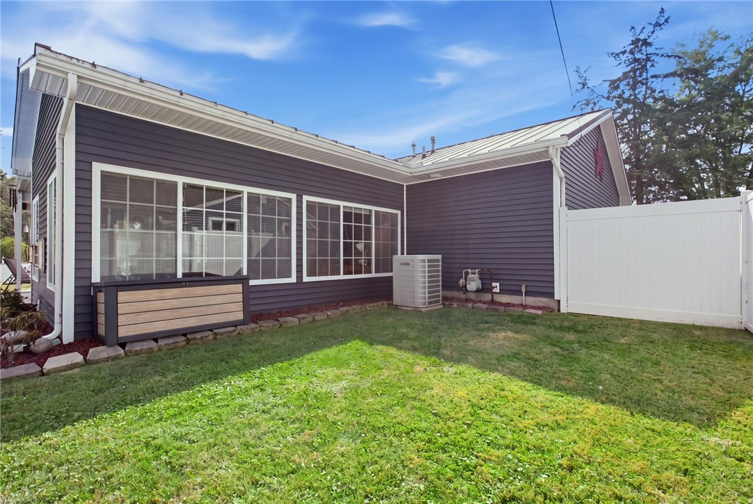 806 S Rosewood Street Property Photo 33
