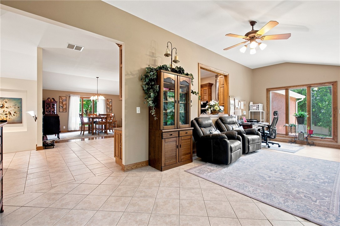 521 Warren Avenue Property Photo 15
