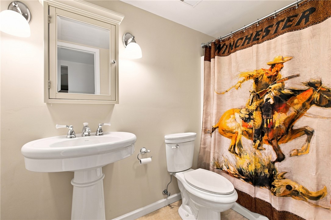 521 Warren Avenue Property Photo 31
