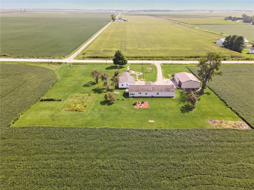 2225 E 1700th Road Property Photo 42