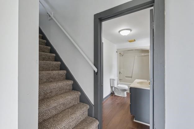 205 E Holloway Street Property Photo 17