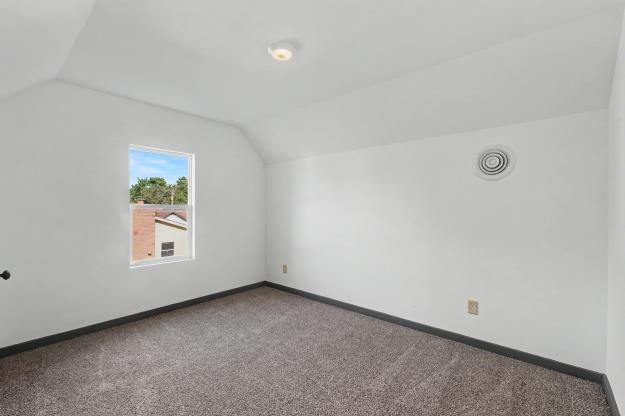 205 E Holloway Street Property Photo 21
