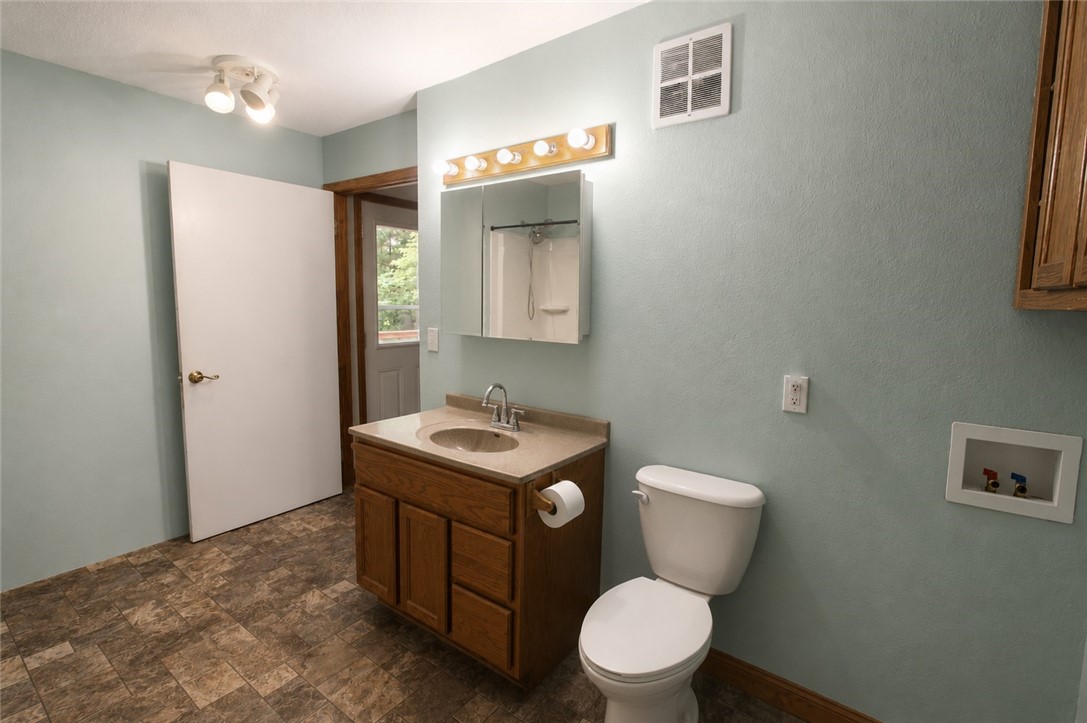 20576 1000th Street Property Photo 17
