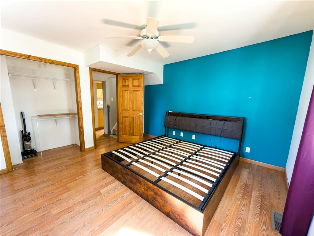 908 Pine Street Property Photo 8