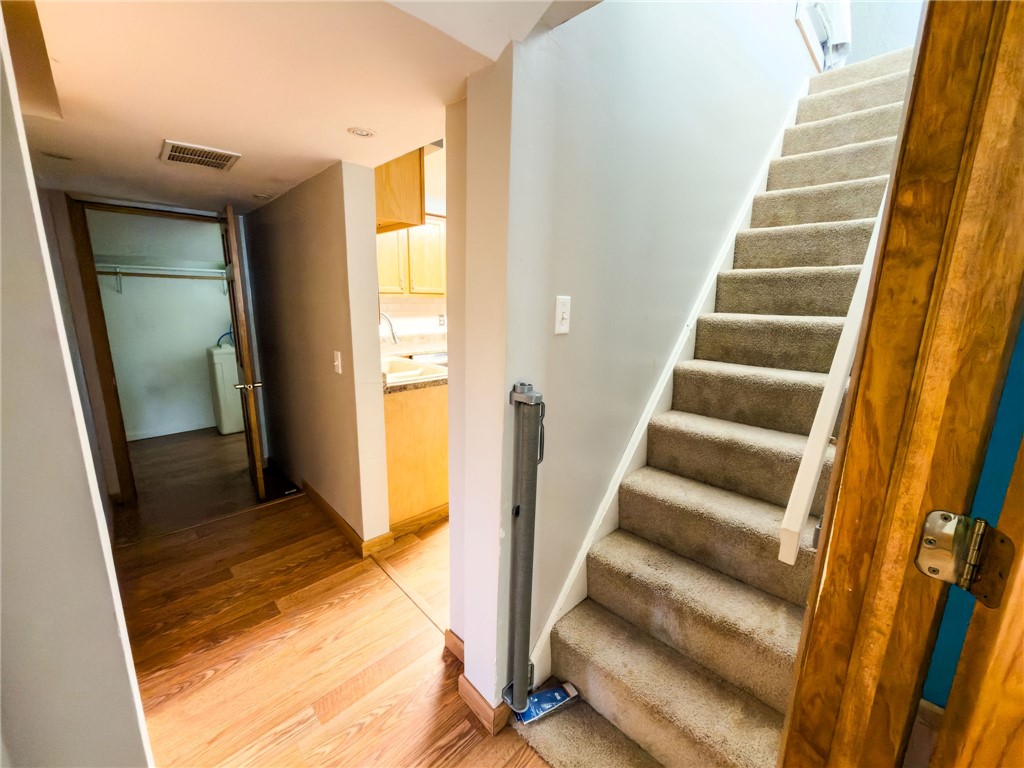 908 Pine Street Property Photo 13