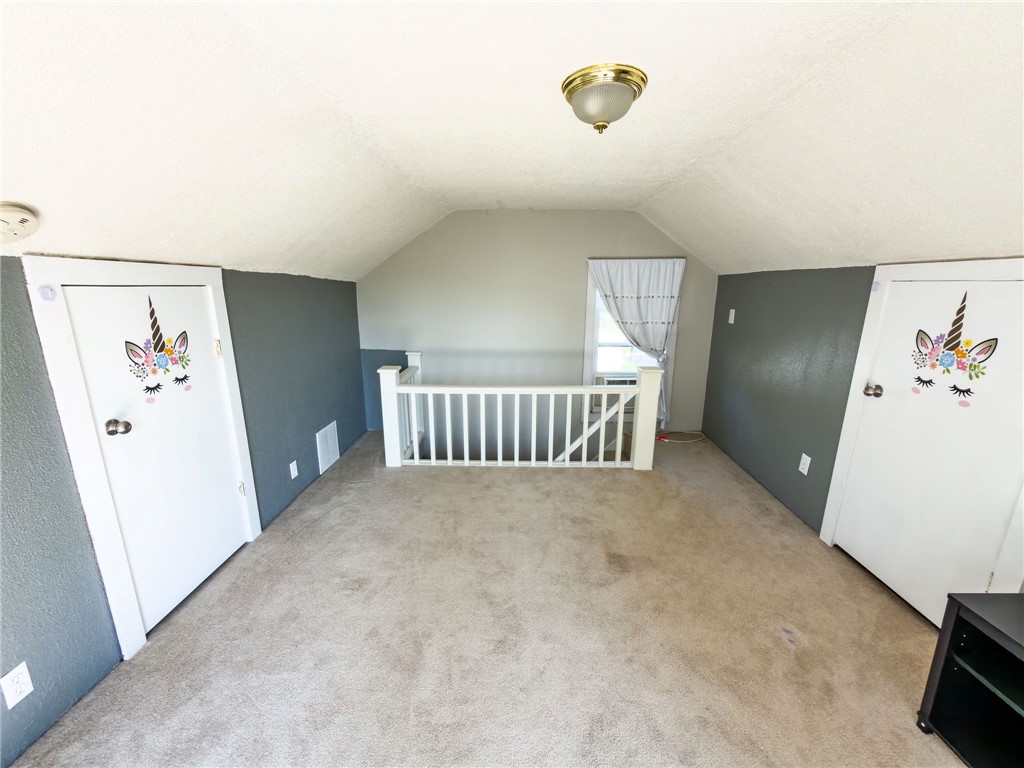 908 Pine Street Property Photo 16