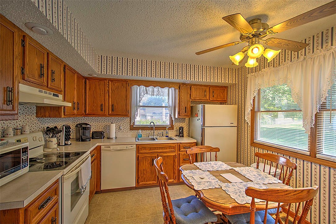 1551 W Pershing Road Property Photo 13