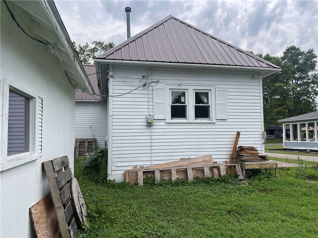 113 W Washington Street Property Photo 2