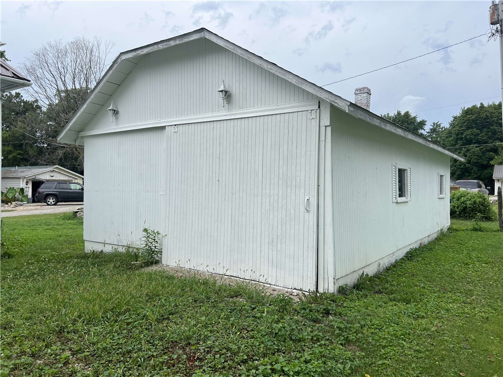 113 W Washington Street Property Photo 22