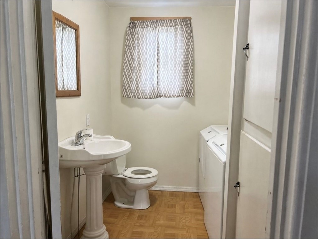 113 W Washington Street Property Photo 27