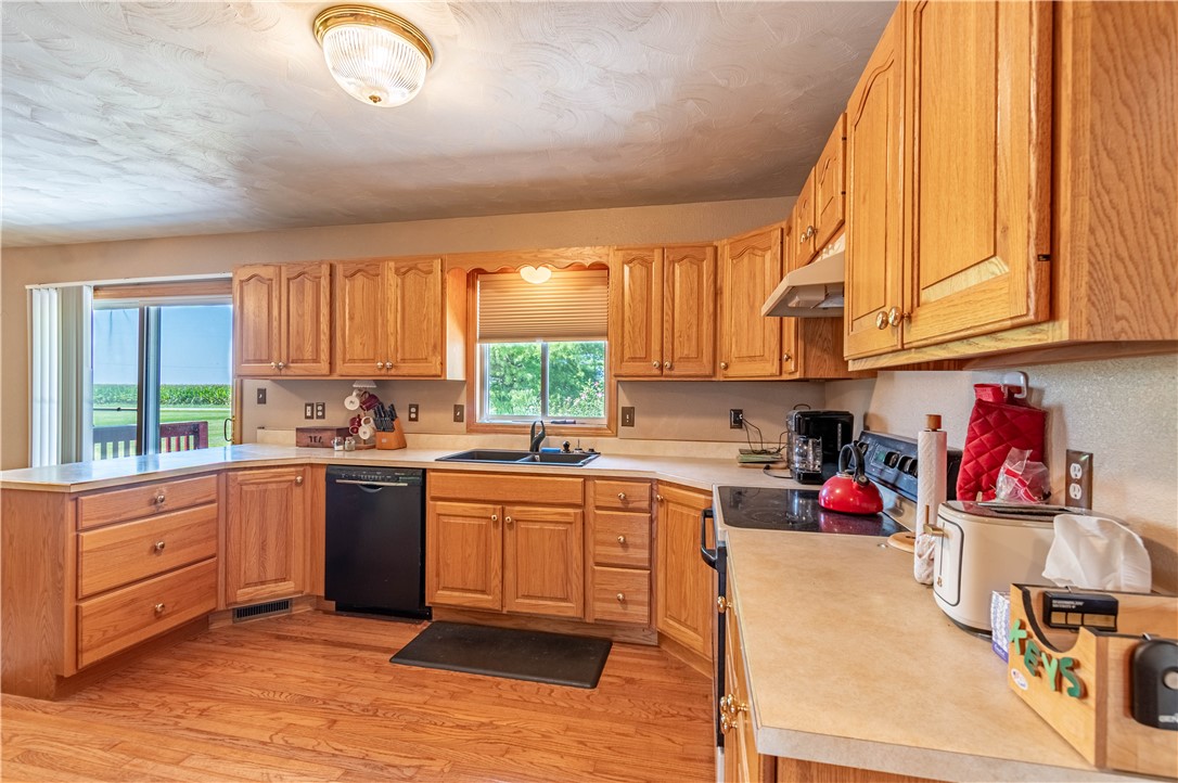 7 Tanglewood Estates Property Photo 6