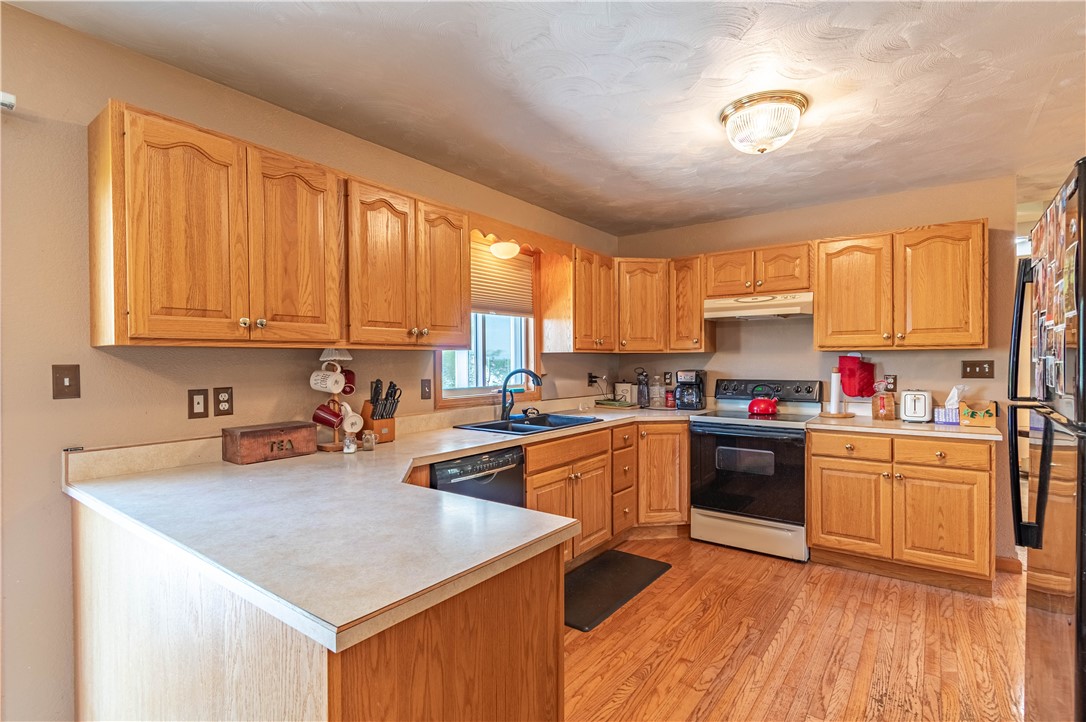 7 Tanglewood Estates Property Photo 7