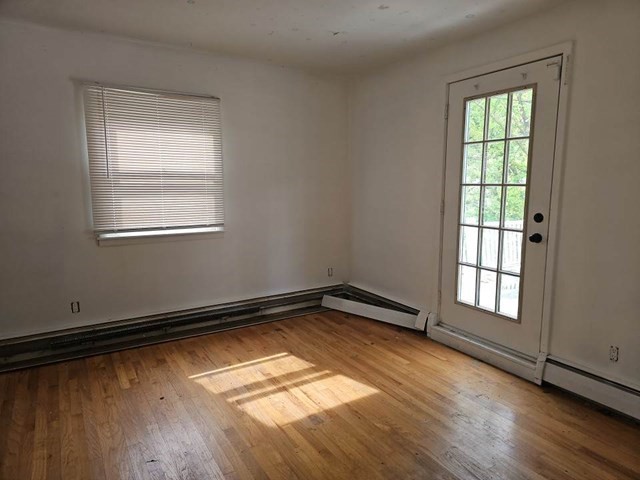 448 Southampton Drive Property Photo 7