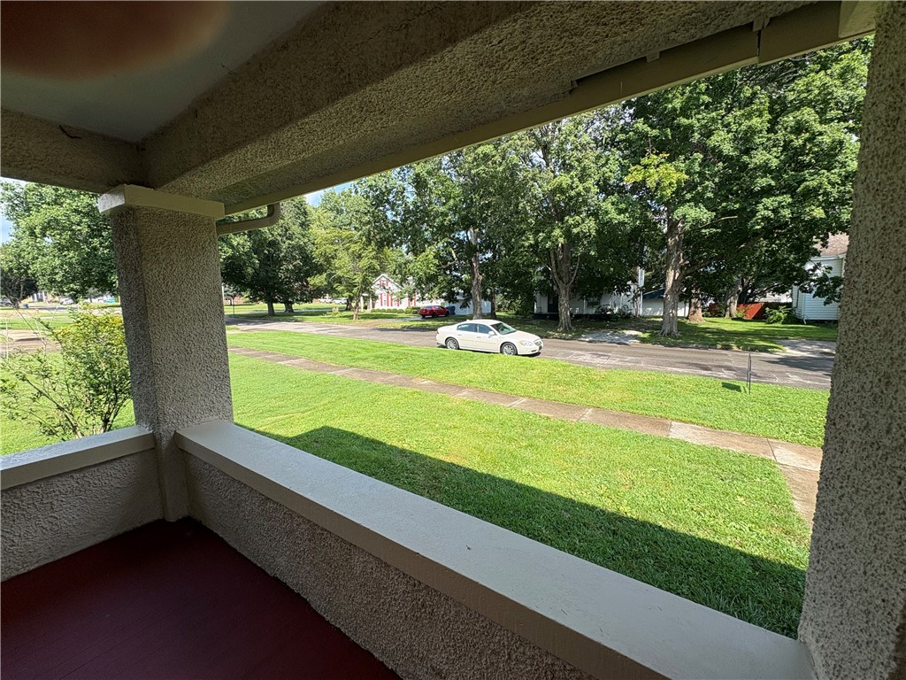 415 S Fourth Street Property Photo 7