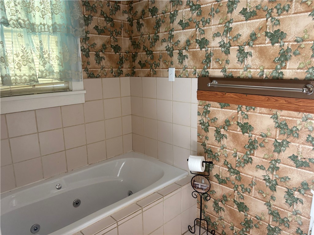 415 S Fourth Street Property Photo 17
