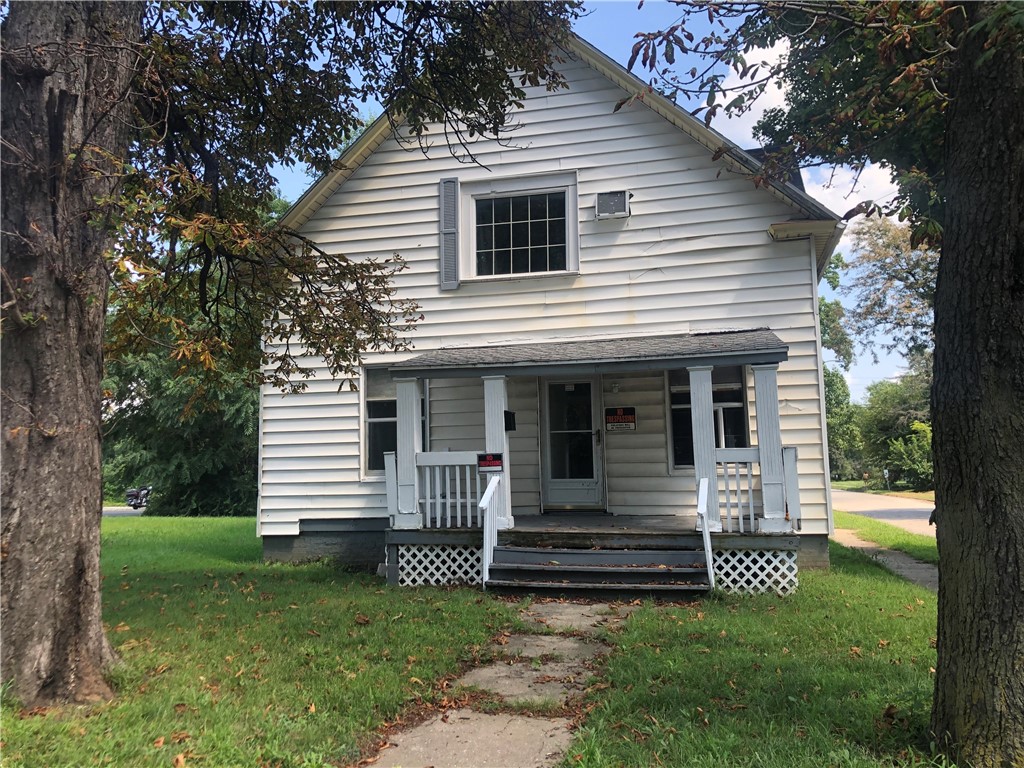 1704 N Water Street Property Photo 1