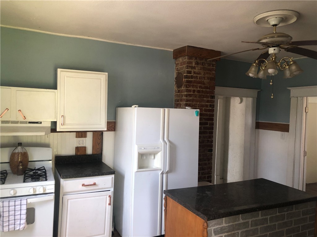 1704 N Water Street Property Photo 5