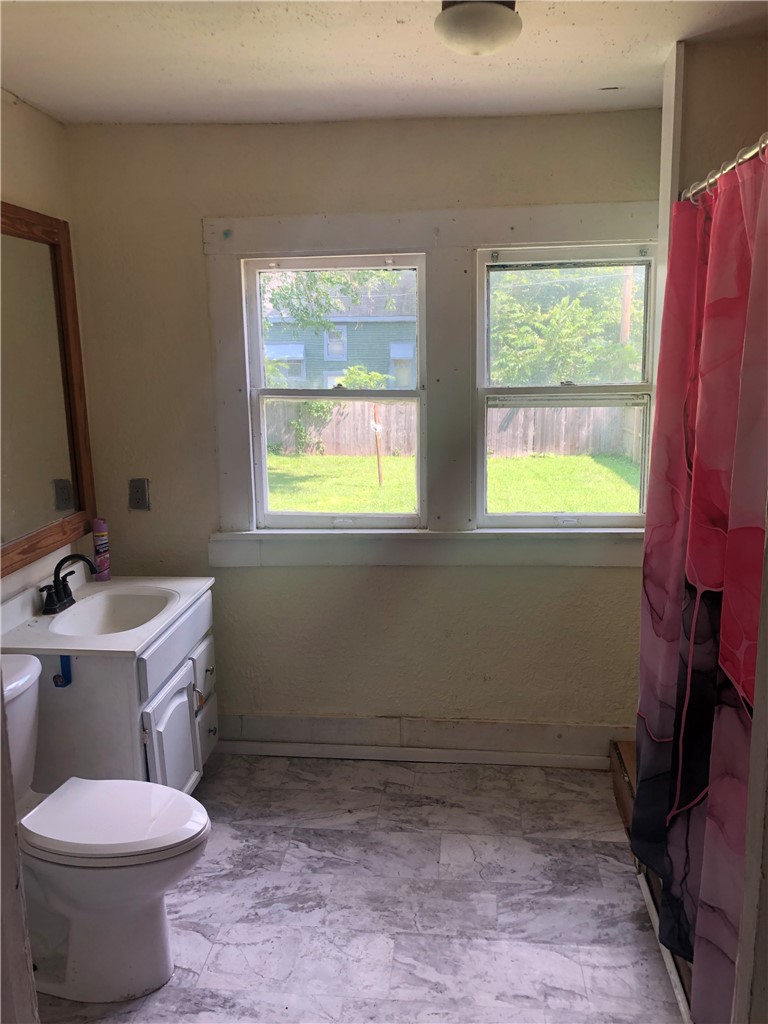 1704 N Water Street Property Photo 7