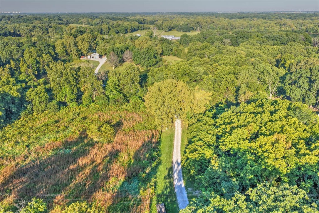 5027 N Oakley Road Property Photo 2