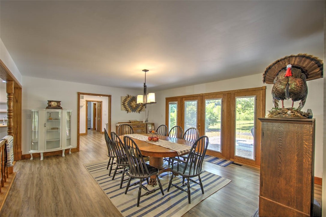 5027 N Oakley Road Property Photo 8