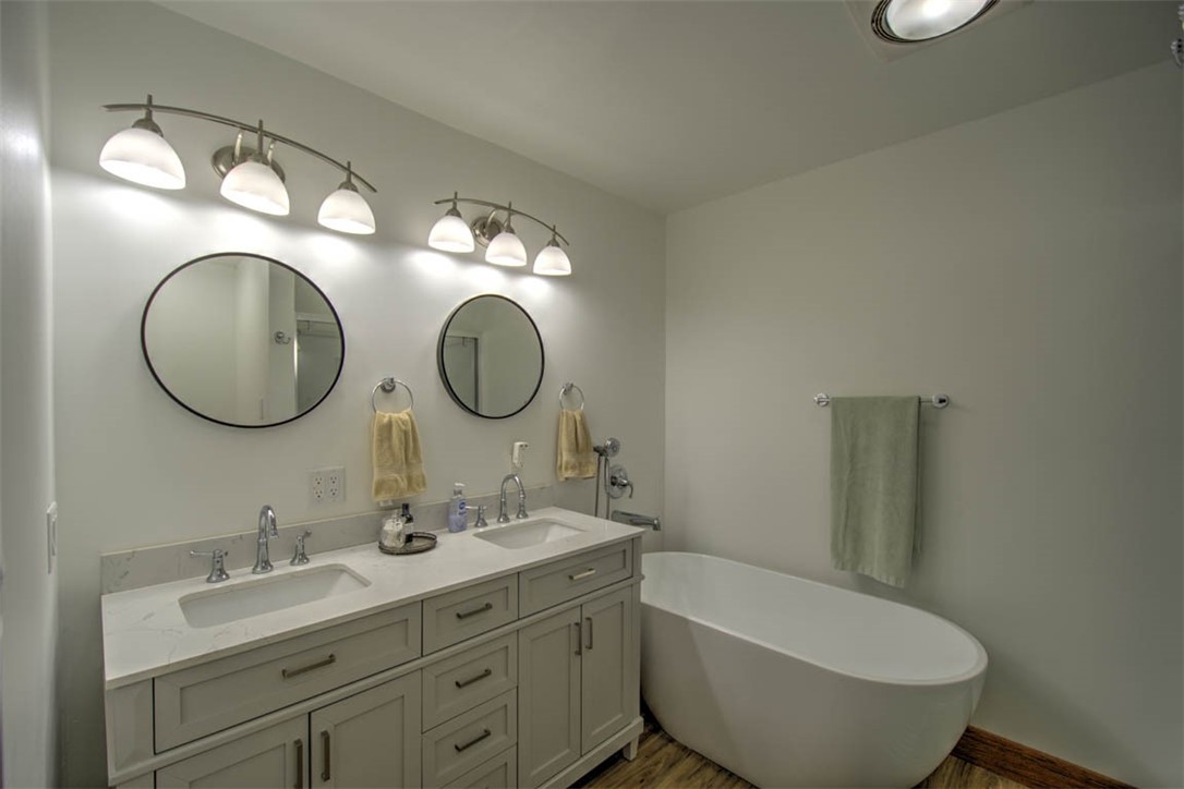 5027 N Oakley Road Property Photo 15