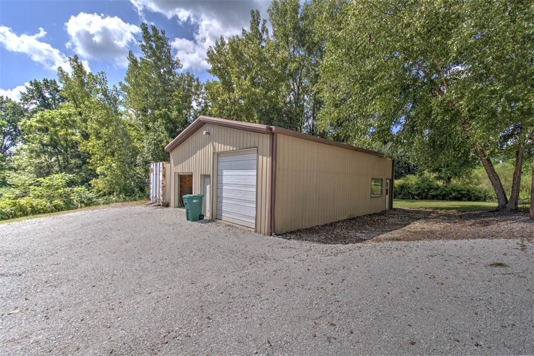 5027 N Oakley Road Property Photo 32