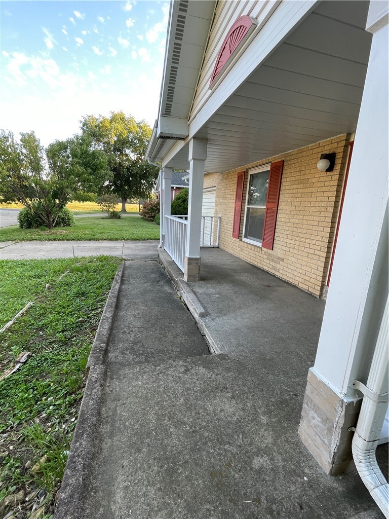 5 Sanders Drive Property Photo 3